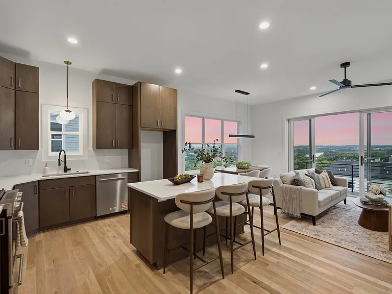 3232 Alpine Park Blvd — Photo 3