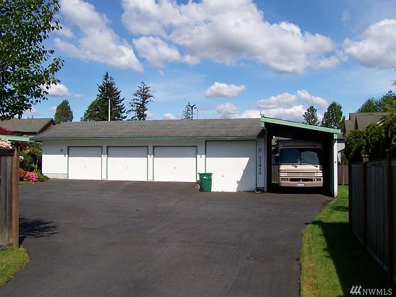 3rd image of 21815 48th Ave W