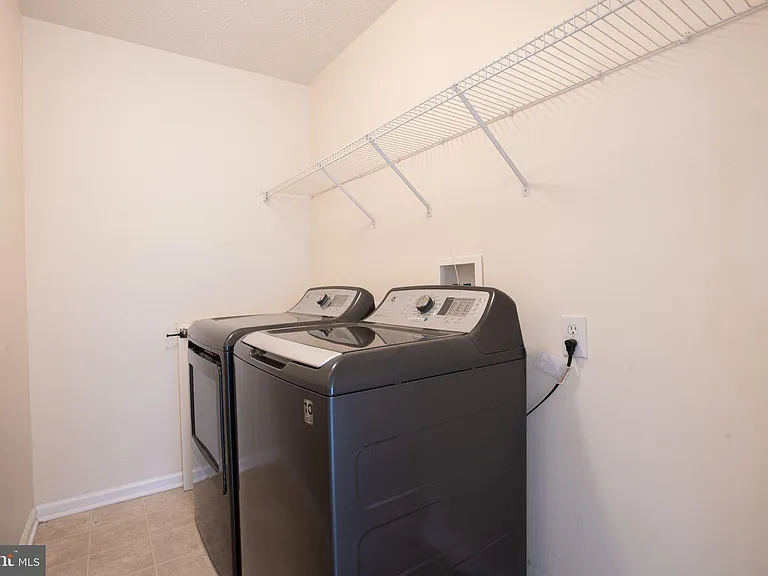 200 Toddson Ln — Photo 17
