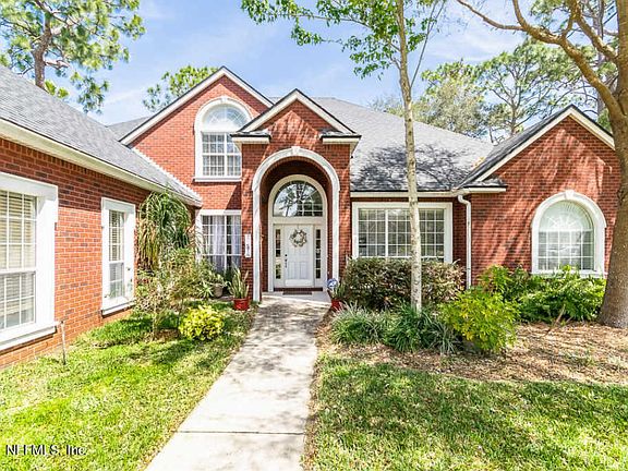 3rd image of 12854 La Costa Ct