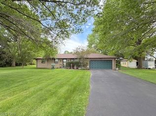 6092 East Avenue Ext SE, Gnadenhutten, OH 44629
