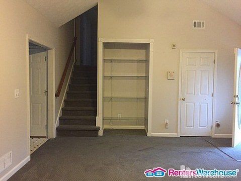 4th image of 708 Fallowfield Dr