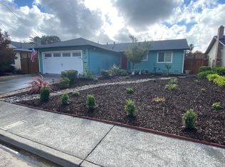 7651 Beverly Dr, Rohnert Park, CA 94928
