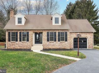 665 Abbottstown Pike, Abbottstown, PA 17301