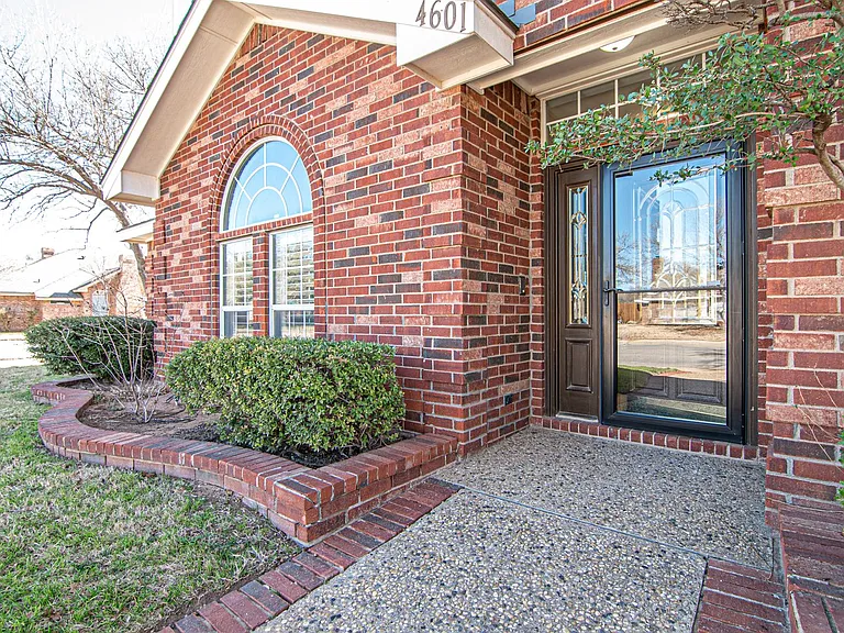 4601 Cherrywood Dr — Photo 23