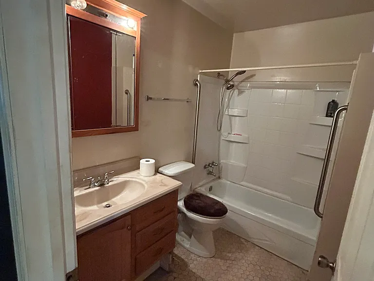 2425 Wheaton Ave — Photo 11