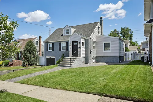 54 Allan Dr Photo 1