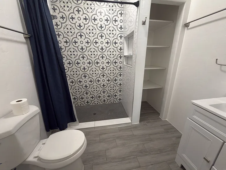 2321 E 6th St #1 — Photo 21