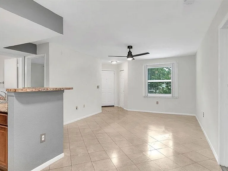 3032 Parkway Blvd #201 — Photo 7