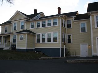 15 Hallock St APT 3, Amherst, MA 01002