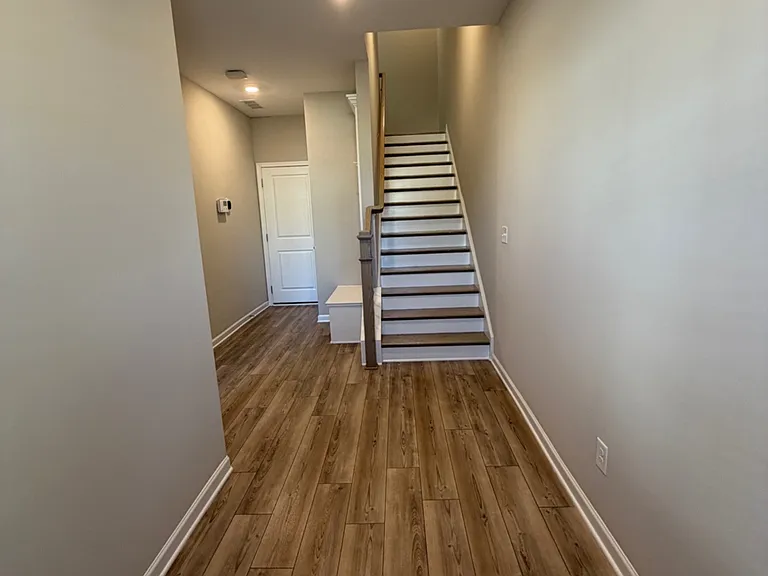 2590 Morehead St — Photo 2