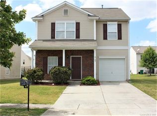 9107 Newfield St, Charlotte, NC 28216