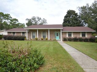 5970 Hamilton Bridge Rd, Milton, FL 32570