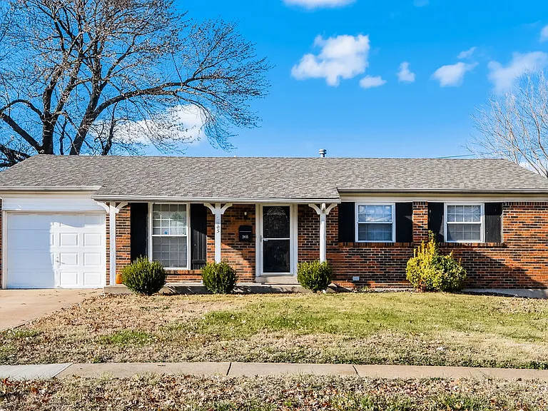 2805 Sorrell Dr — Photo 1
