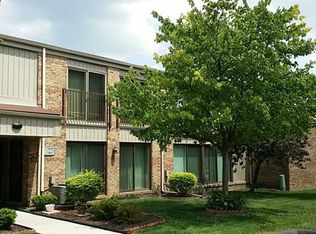 17867 University Park Dr #9, Livonia, MI 48152