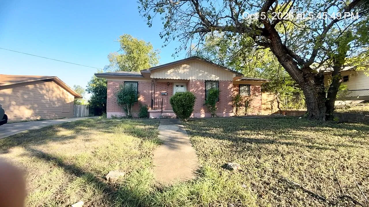 3 bed, 1193 sqft, $950 — Photo 2