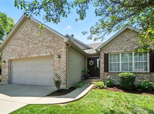 25 Kitty Hawk Dr, Springboro, OH 45066