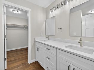 417 E Bonnieview Rd #A, Grandview, WA 98930