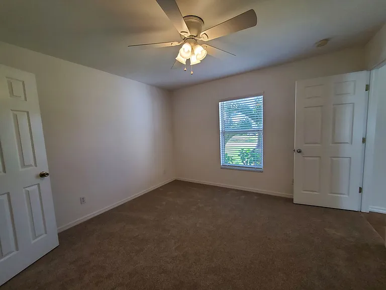 3011 SW 14th Ct — Photo 10