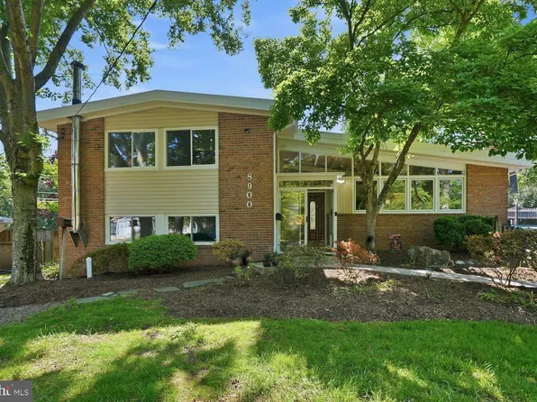 8900 Camfield Dr, Alexandria, VA 22308