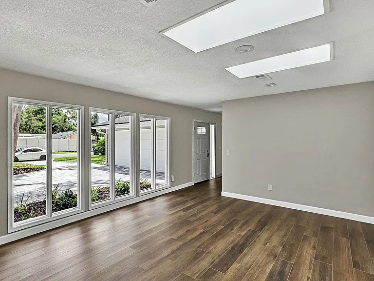 12522 Macaw Dr — Photo 5