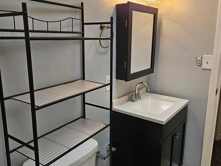 101 S Seminary St #2 — Photo 10