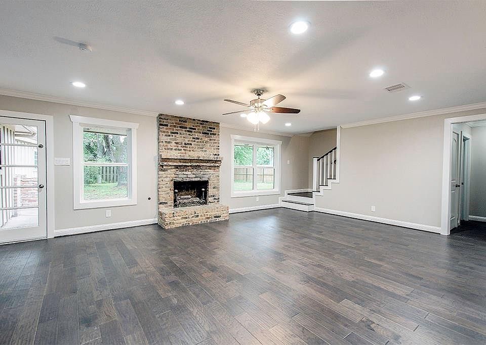 1st image of 2302 Rosefield Dr