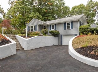 182 Arch Rd, Avon, CT 06001