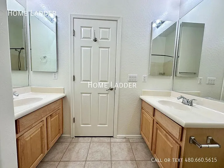 6822 S 55th Ln — Photo 21