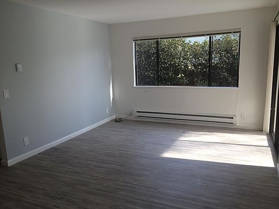 3rd image of 1610 Park Ave APT 1