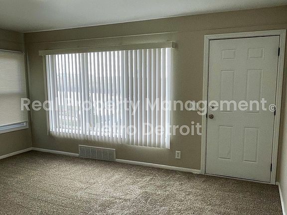 2nd image of 1173 Featherstone Rd