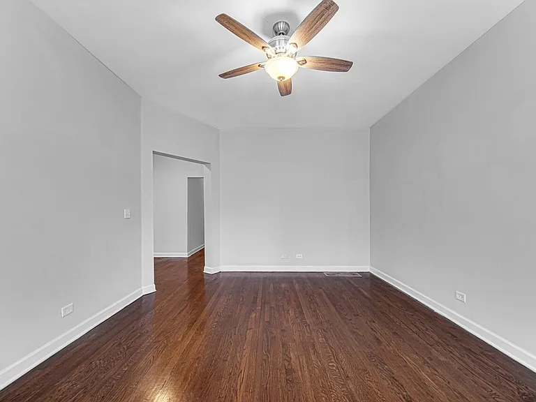 6111 S Eberhart Ave #1 — Photo 3