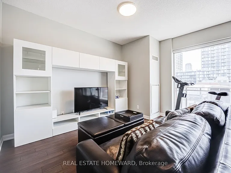 205 Frederick St #1001 — Photo 13