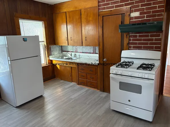 125-127 Pond Street, 125-127 Pond St #2, Pawtucket, RI 02860