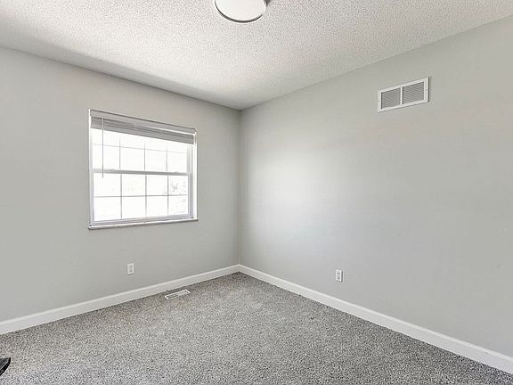 5th image of 10824 Mahogany Dr