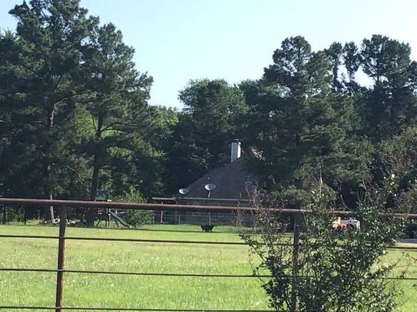 311 Pine Chase St, Van, TX 75790