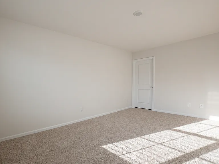 246 Wall St — Photo 4