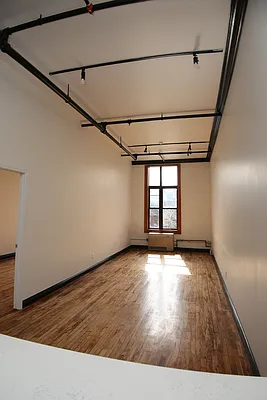 Rented by Owner | media 17