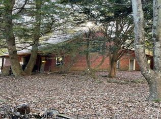 249 Bunners Run Rd, Fairmont, WV 26554