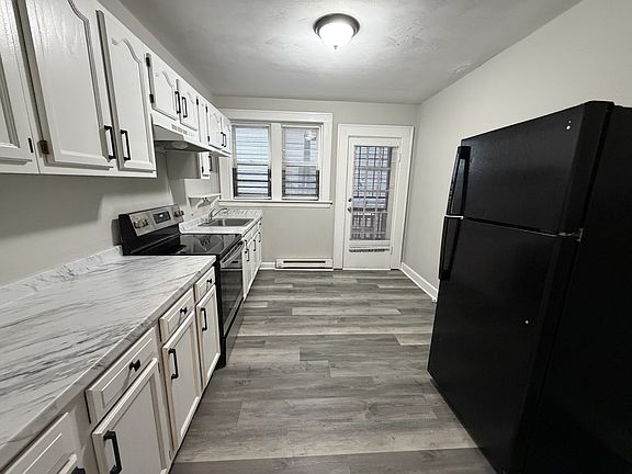 5th image of 2111 Bellevue Ave #1