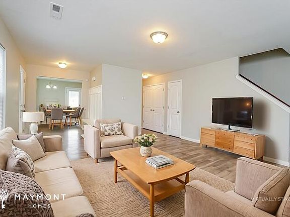 5th image of 339 Hidden Timber Ln
