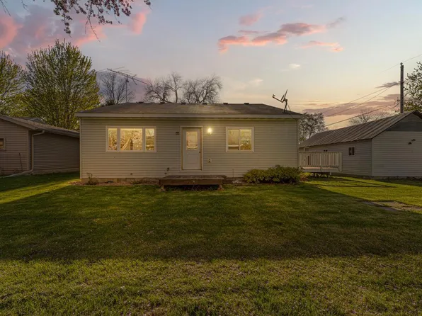 505 Birch Ave N, New Richland, MN 56072