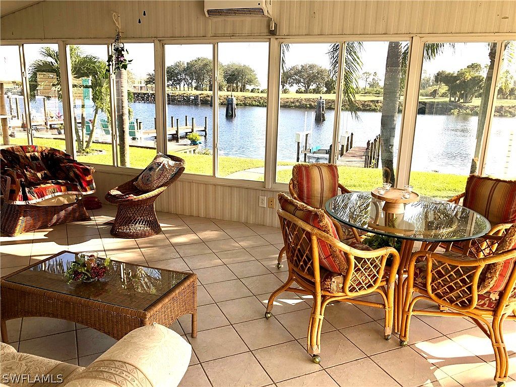857 Yacht Club Way, Moore Haven, FL 33471 Zillow
