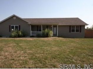 9931 Debentroy St, Lebanon, IL 62254