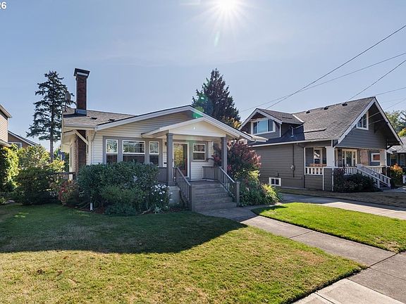 3rd image of 6724 SE 18th Ave