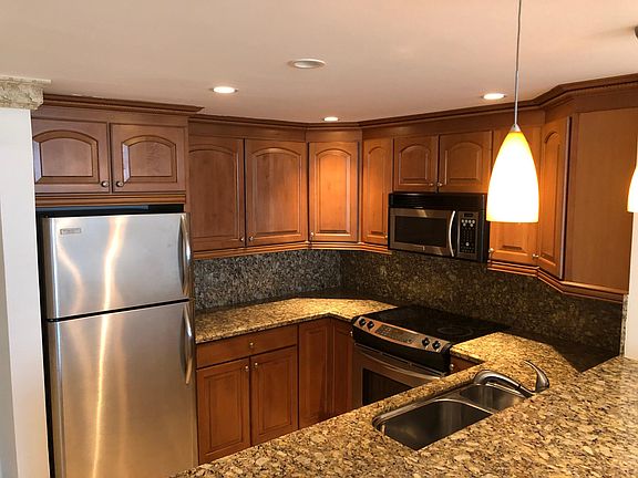 2nd image of 1170 N Federal Hwy APT 1003