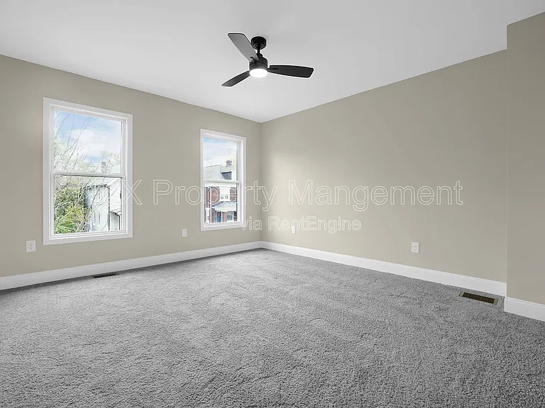 555 Kimball Pl — Photo 16