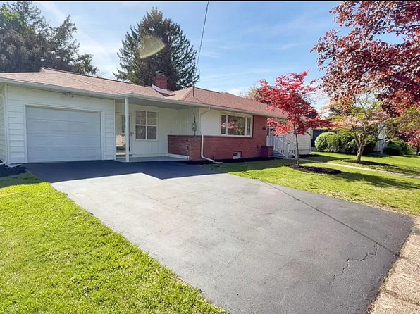 125 Knights Dr, Bloomsburg, PA 17815