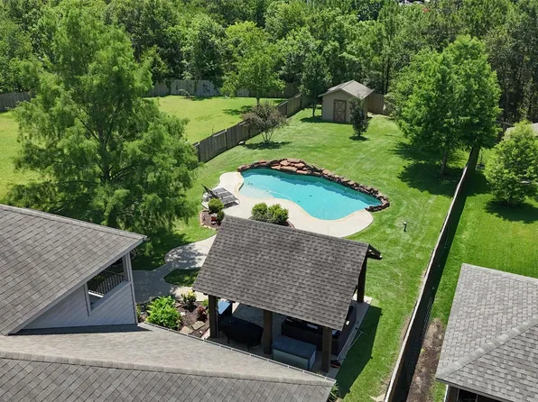 915 Misty Clf, Dickinson, TX 77539