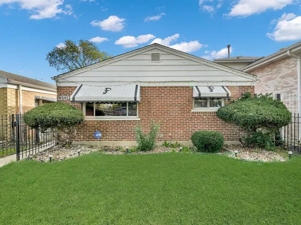 4541 S Laporte Ave, Chicago, IL 60638